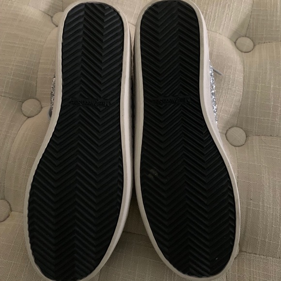 Star Glitter Sneakers Size 8 1/2 Size 39 BNWOT - Picture 4 of 10